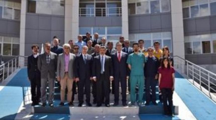 Vali Kaymak&rsquo;tan P&uuml;l&uuml;m&uuml;r&rsquo;e Ziyaret