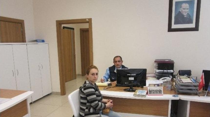 Zabıta Ekipleri Bulunan Parayı Sahibine Teslim Etti