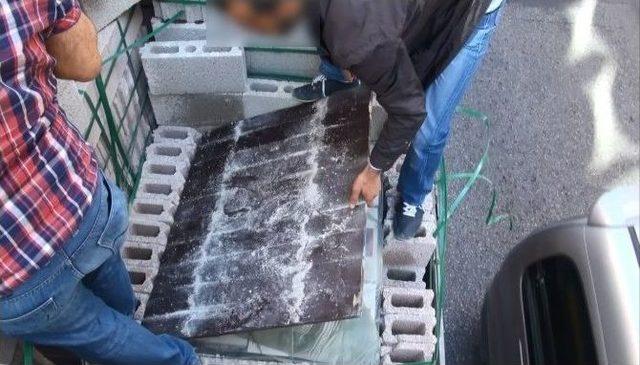 Briket Dolu Kamyonda Ka&ccedil;ak Sigara 1