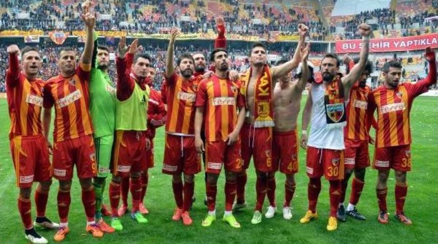 Kayserispor'da S&uuml;per Lig Kutlaması Karşıyaka Ma&ccedil;ında