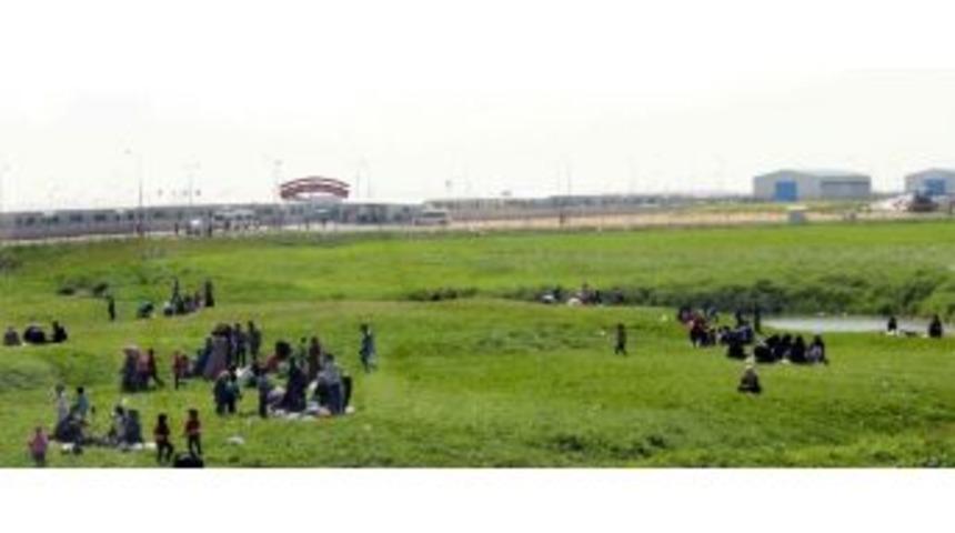 Kilis&rsquo;te Havalar Isınınca A&ccedil;ık Alanlara Akın Ediyor