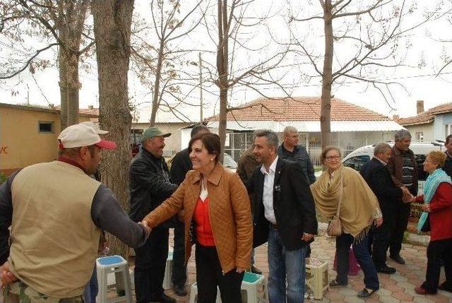 Usluer K&ouml;ylerde Sorunları Dinlemeye Devam Ediyor 2