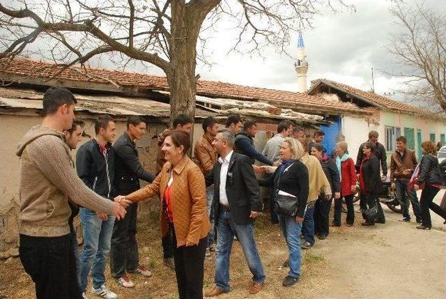 Usluer K&ouml;ylerde Sorunları Dinlemeye Devam Ediyor 3
