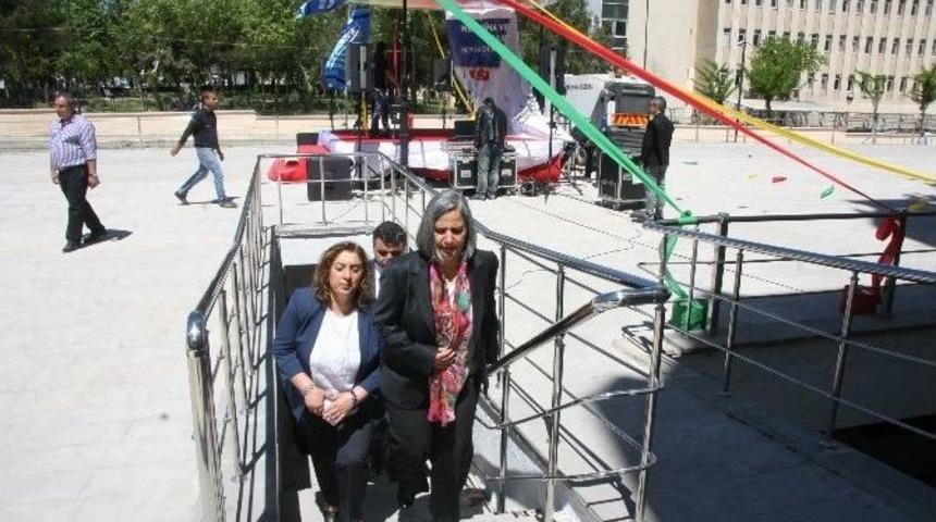 Diyarbakır&rsquo;da 2 Katlı 155 Ara&ccedil;lık Otopark A&ccedil;ıldı