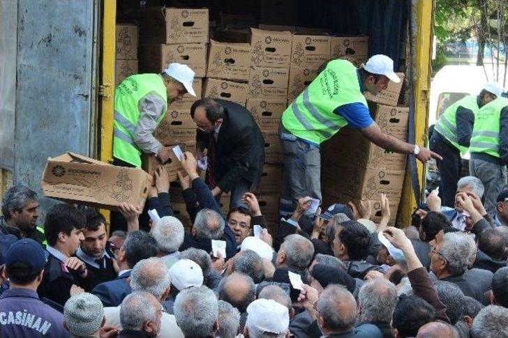 Kayseri’de 500 Bin Domates Fidesi Ve 1 Ton Gübre Dağıtıldı G1