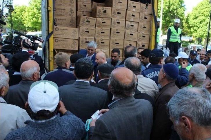 Kayseri’de 500 Bin Domates Fidesi Ve 1 Ton Gübre Dağıtıldı G4