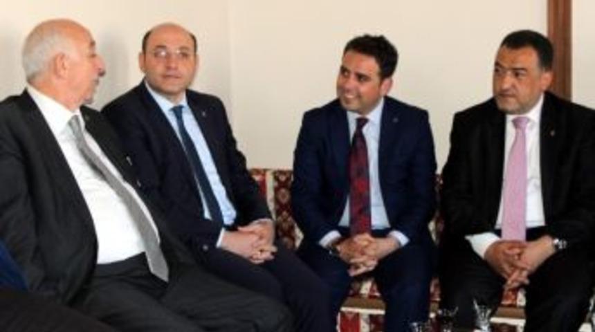 Ali &Ccedil;etinbaş: M&uuml;siad, 28 Şubat S&uuml;recinde Bedel &Ouml;deyen Bir Sivil Toplum &Ouml;rg&uuml;t&uuml;d&uuml;r