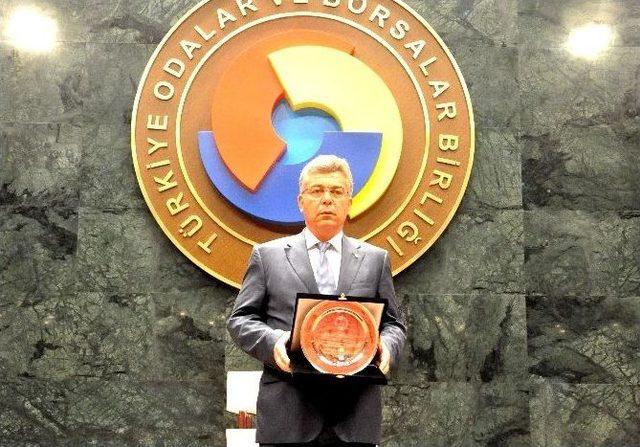 Nto Başkanı &Ouml;zyurt&rsquo;a, Cumhurbaşkanı&rsquo;ndan Hizmet Şeref Belgesi 2