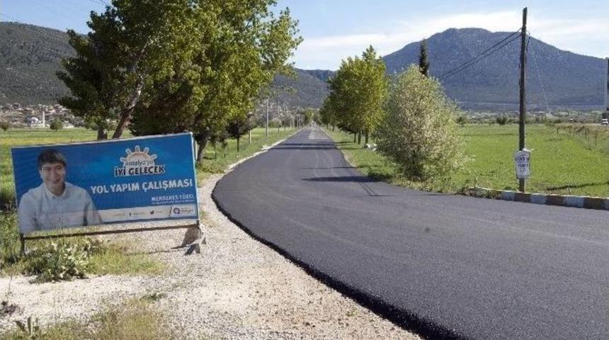 Dağbeli Yolu İki G&uuml;nde Asfaltlandı