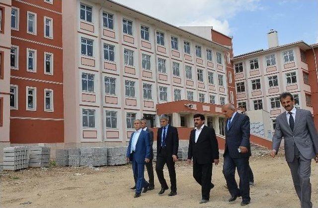 Vali B&uuml;y&uuml;k: "eğitimdeki Başarımız, Aydınlık Geleceğimizin Anahtarıdır" 2