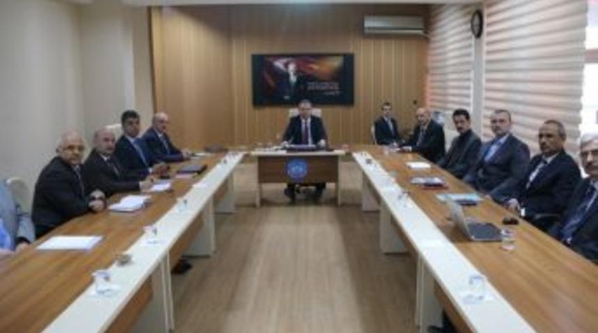Vali Ali Fidan Milli Eğitim M&uuml;d&uuml;rl&uuml;ğ&uuml;nden Brifing Aldı