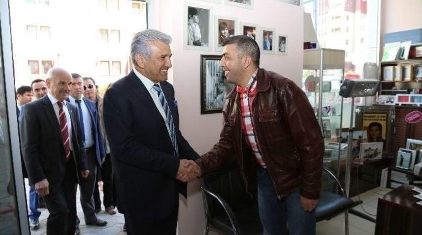 Elibol: &ldquo;hdp, Chp&rsquo;nin 70 Yıl &Ouml;nceki Faşist Kafasında&rdquo;