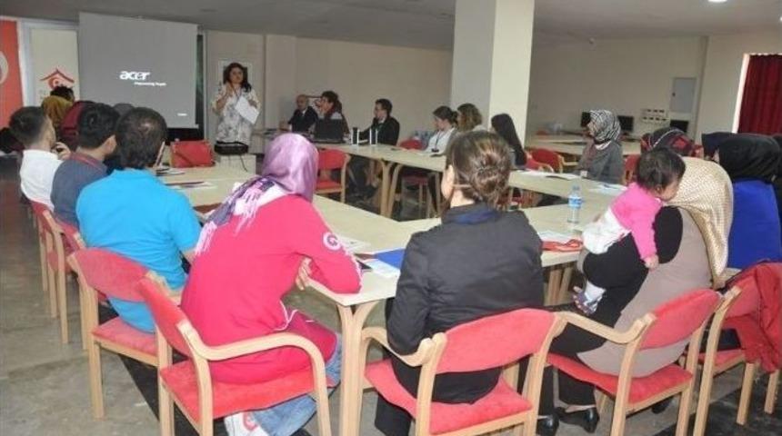 Aile Eğitici Eğitimleri Yapıldı
