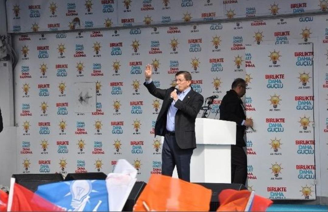 Başbakan Davutoğlu: &ldquo;t&uuml;rkiye&rsquo;de Her Şey Yerli Ve Milli Olacak&rdquo;