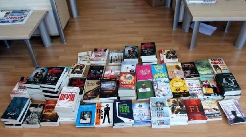 Yalova'da Korsan Kitap Operasyonu