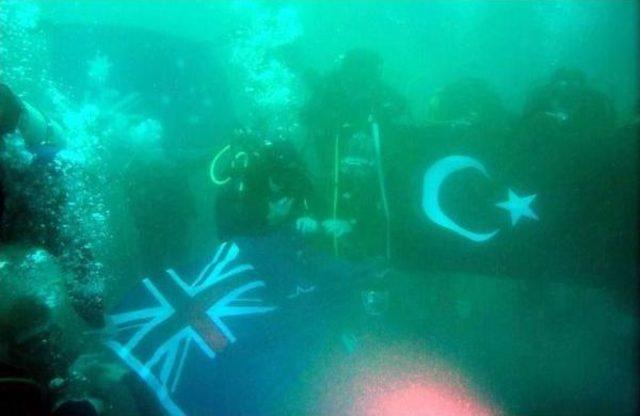 Çanakkale'de, İstanbul Ve Avustralyalı Dalgıçlardan Anı Dalışı