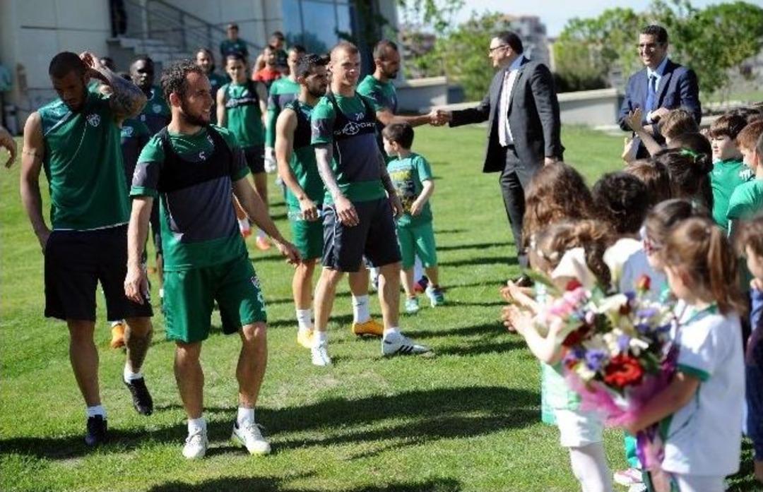 Bursaspor, Karab&uuml;kspor Ma&ccedil;ı Hazırlıklarına Başladı