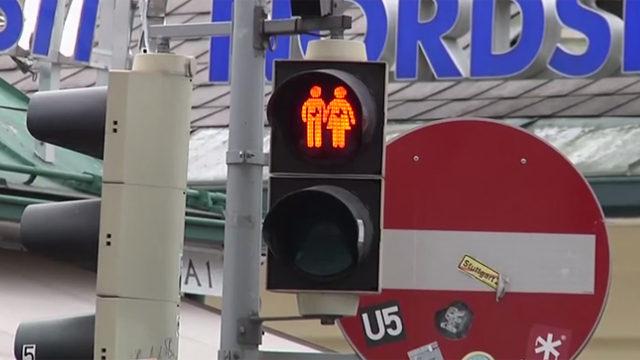 Eşcinsel trafik ışıkları geliyor 3