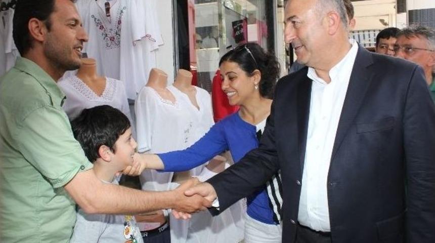 Bakan &Ccedil;avuşoğlu, Kemer Esnafıyla Bir Araya Geldi