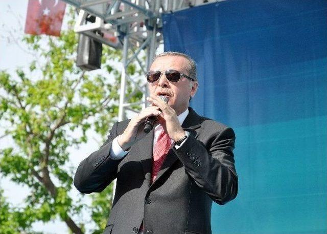 Cumhurbaşkanı Recep Tayyip Erdoğan: 2