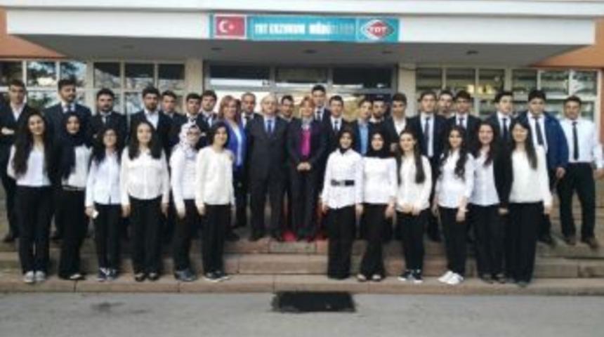 Trt Erzurum M&uuml;d&uuml;rl&uuml;ğ&uuml; Thm Gen&ccedil;lik Korosu Konseri