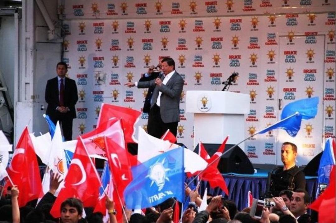 Başbakan Davutoğlu Iğdır&rsquo;da