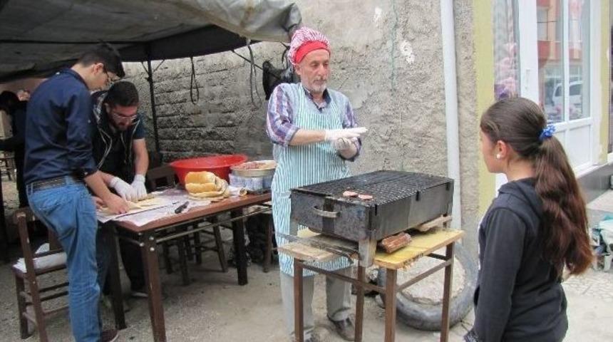 Hisarcık’ta Eğitim Yararına Kermes