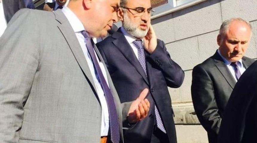 Enerji Bakanı Yıldız, Yerk&ouml;y Esnafını Ziyaret Etti