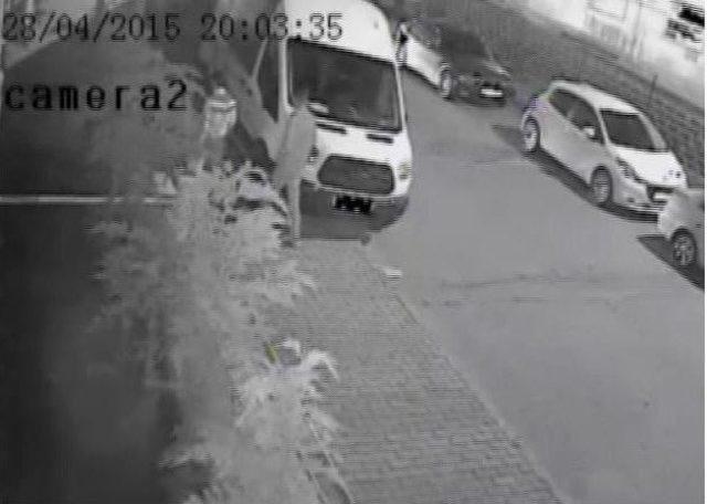 (özel Haber) Evlere Dadanan Hırsızlar Kameraya Yakalandı 1