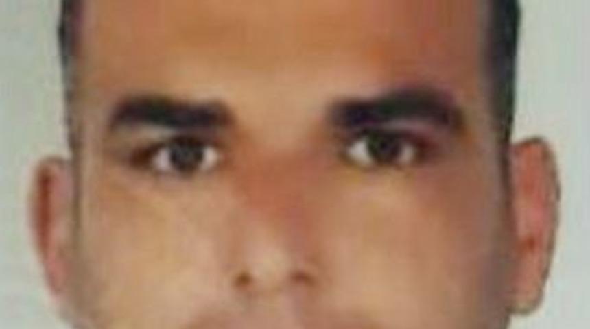 D&uuml;ğ&uuml;nde "yan Bakma" Cinayeti