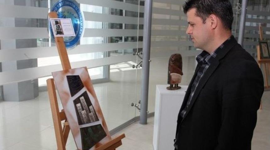 &Ouml;ğretim Elemanlarından El Sanatları Sergisi