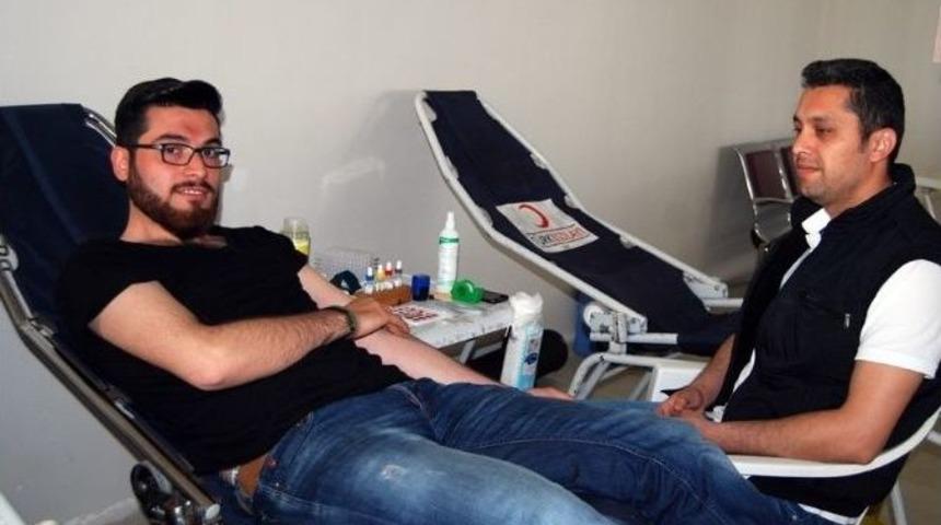 Km&uuml;&rsquo;de Kan Bağışı Kampanyası