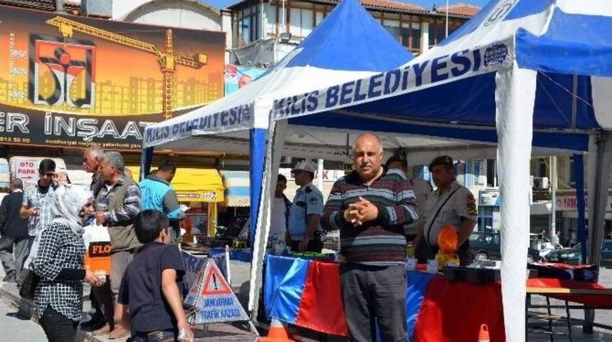 Trafik G&uuml;n&uuml; Ve Trafik Haftası Standı A&ccedil;ıldı