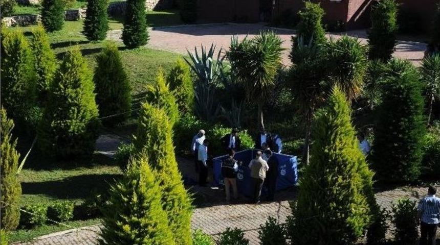 Kayıp Polis Memuru Parkta &Ouml;l&uuml; Bulundu