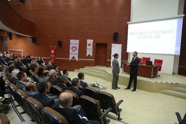 Valilikte Protokol Ve Nezaket Kuralları Eğitimi 1