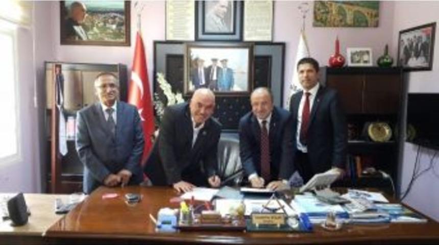 Karaisalı Belediyesi İle Ziraat Bankası Arasında İşbirliği Protokol&uuml;