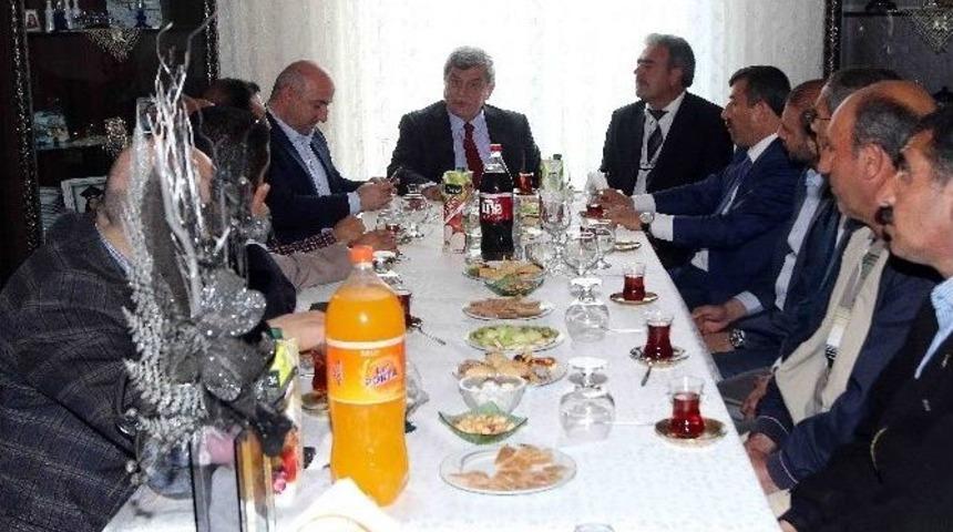 Başkan: &ldquo;biz Et Ve Tırnak Gibiyiz&rdquo;