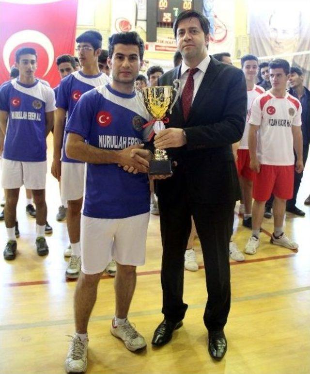 Bitlis Emniyet M&uuml;d&uuml;rl&uuml;ğ&uuml;n&uuml;n &ldquo;g&ouml;n&uuml;l K&ouml;pr&uuml;s&uuml;&rdquo; Projesi 1