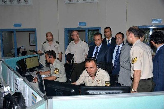 Vali T&uuml;rker, 112 Acil &Ccedil;ağrı Merkezi&rsquo;ni Ziyaret Ederek, İncelemelerde Bulundu 1