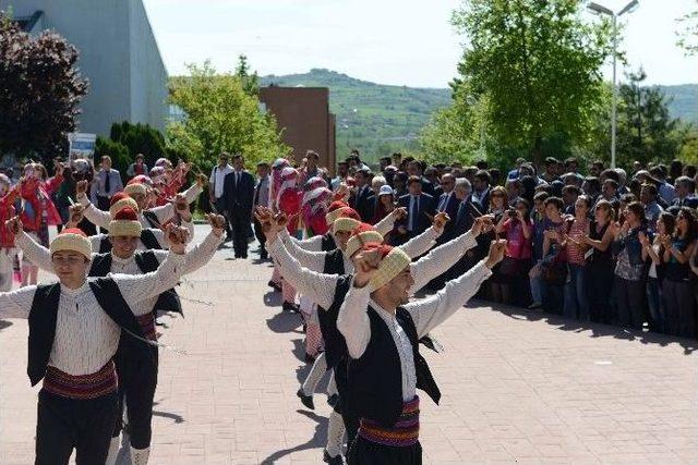 Bü’de Bahar Şenlikleri Başladı