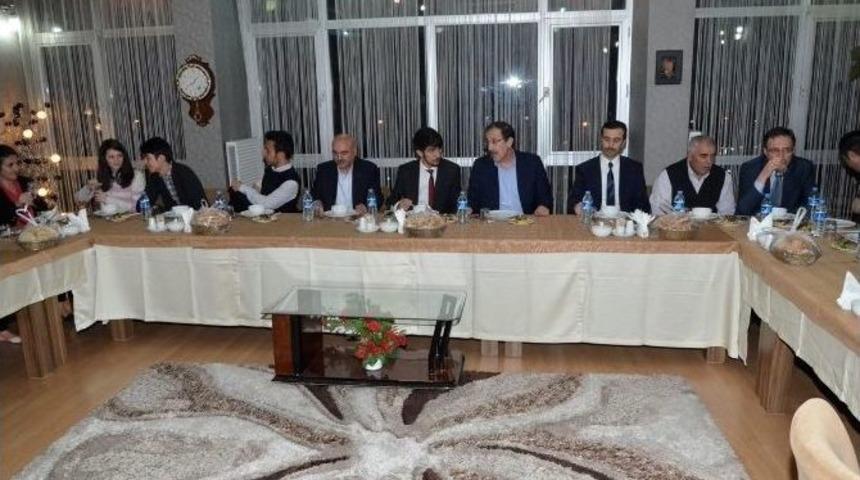 Başkan Bulutlar, Paland&ouml;ken Kent Konseyi Gen&ccedil;lik Meclisiyle Yemekte Buluştu