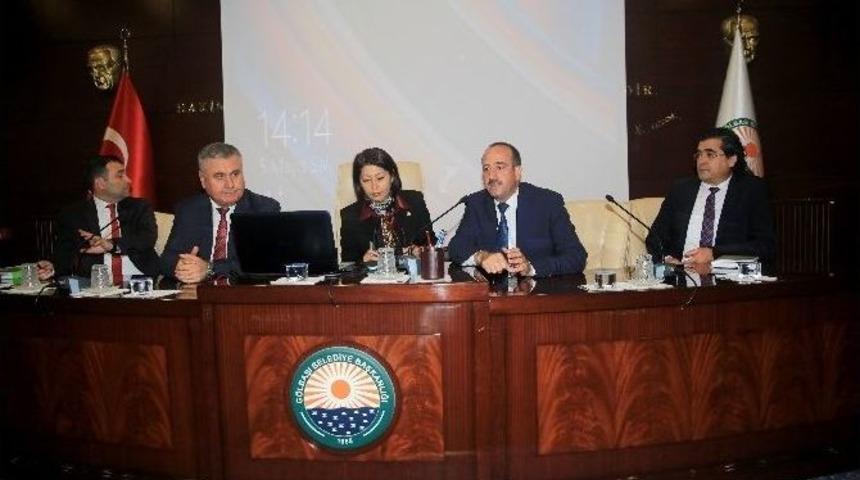 G&ouml;lbaşılı &Ccedil;ift&ccedil;ilere Toplulaştırma Kanunu Hakkında Bilgi Verildi