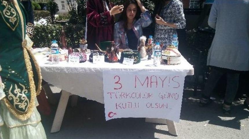 Marmara &Uuml;niversitesi&rsquo;nde &rsquo;t&uuml;rk&ccedil;&uuml;l&uuml;k G&uuml;n&uuml;&rsquo; Etkinliği