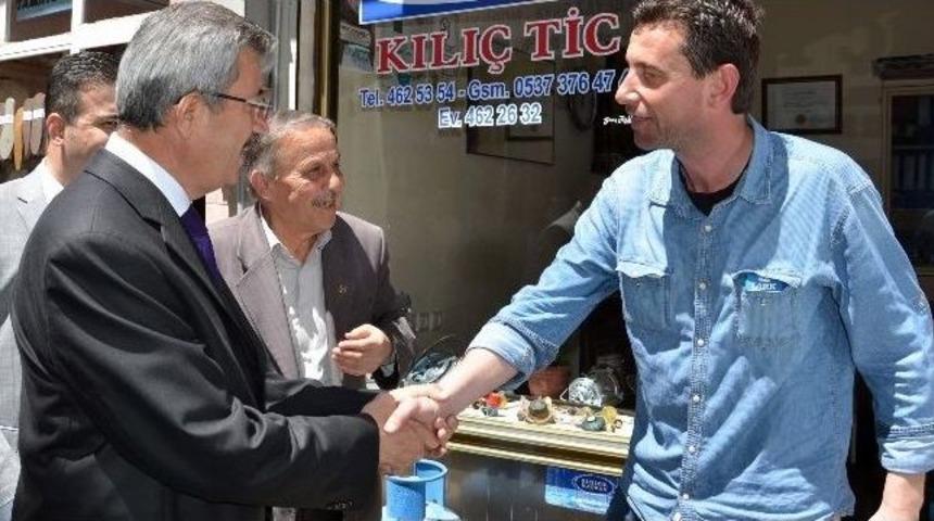 Mhp&rsquo;li Balkız&rsquo;dan Demirci&rsquo;de K&uuml;t&uuml;phane Ve Esnaf Ziyareti