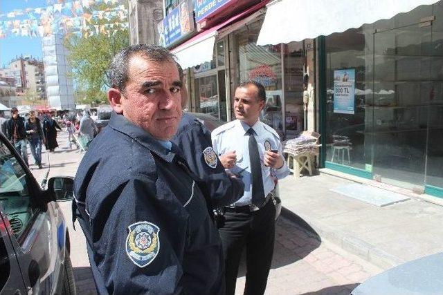 Kıbrıs Gazisini Dolandırılmaktan Polis Anonsu Kurtardı