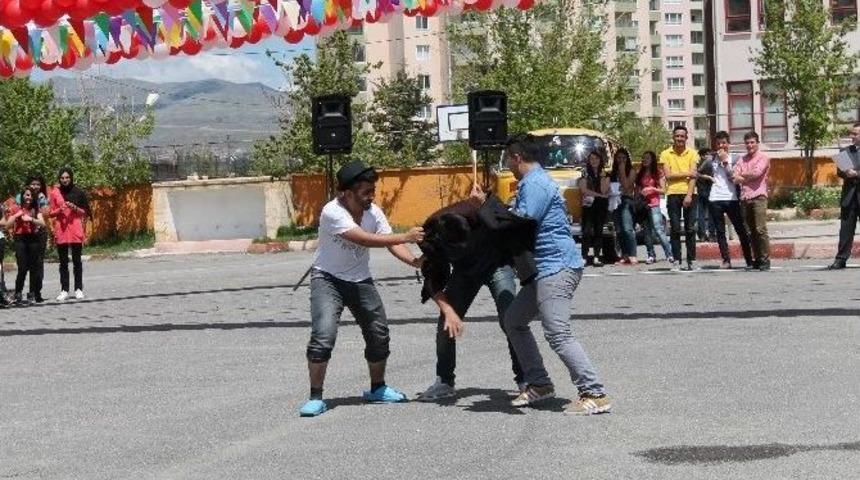 Atabek Lisesi&rsquo;nde Hıdırellez Bayramı