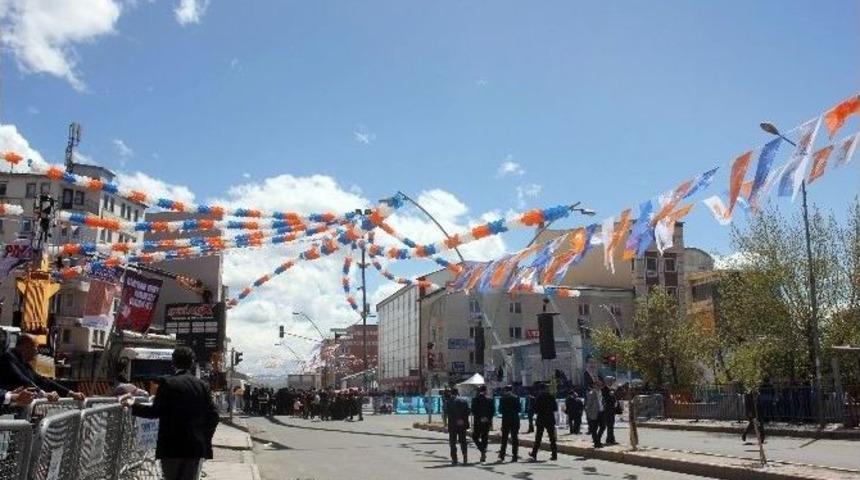 Ağrı Başbakanı Bekliyor