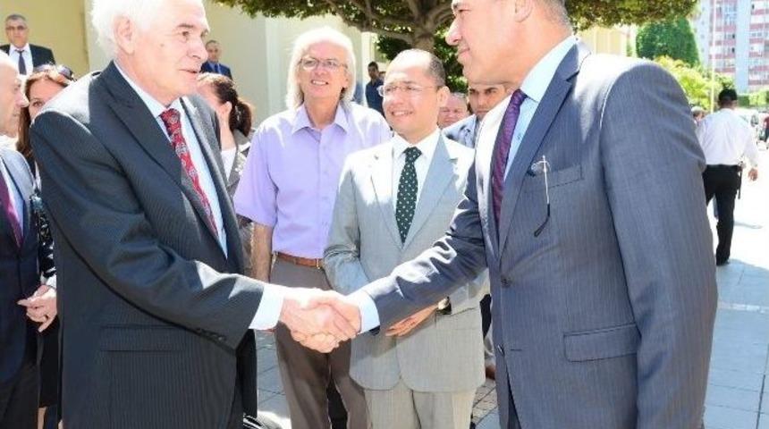 Karadağ B&uuml;y&uuml;kel&ccedil;isi Milic&rsquo;ten S&ouml;zl&uuml;&rsquo;ye Ziyaret