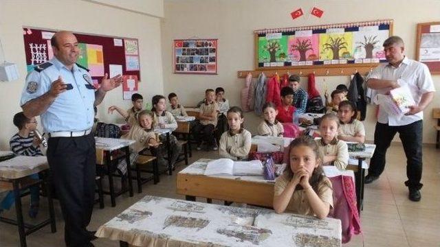 Burhaniye&rsquo;de &Ouml;ğrencilere Trafik Eğitimi 1