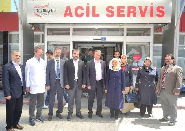 Ak Parti Konya Milletvekili Adayı Erdoğan’dan Hastanelere Ziyaret